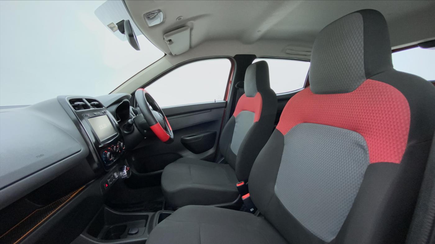 2017 Renault Kwid RXT 1.0 EASY-R AT OPTION, Petrol, Automatic, 13,881 km, Right Side Front Door Cabin