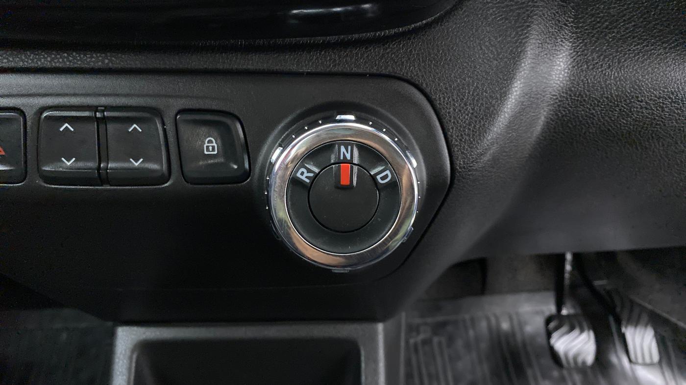 2017 Renault Kwid RXT 1.0 EASY-R AT OPTION, Petrol, Automatic, 13,881 km, Gear Lever
