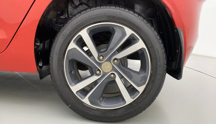 2020 Tata ALTROZ XZ 1.2, Petrol, Manual, 34,745 km, Left Rear Wheel