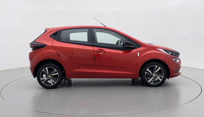 2020 Tata ALTROZ XZ 1.2, Petrol, Manual, 34,745 km, Right Side