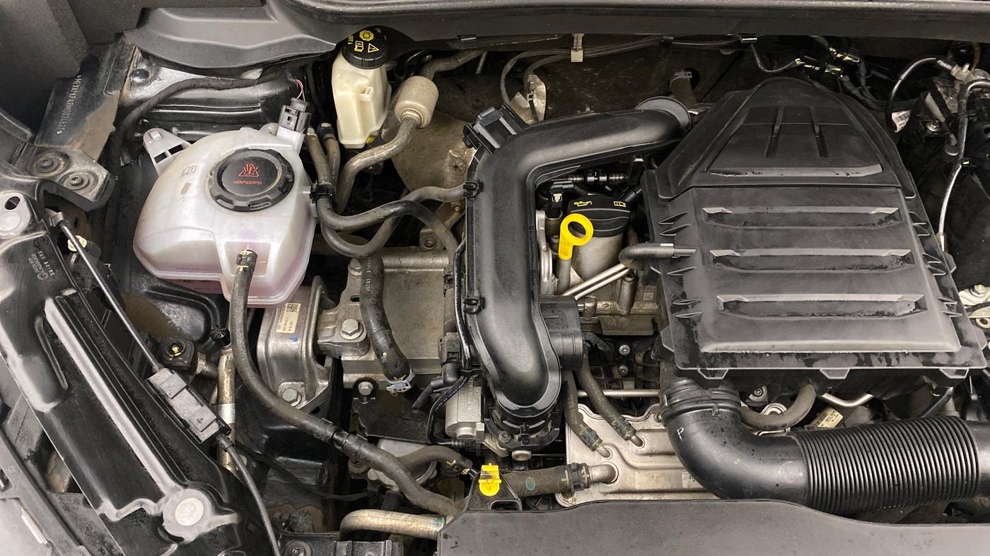 2021 Skoda KUSHAQ STYLE 1.0L TSI AT, Petrol, Automatic, 53,781 km, Engine View - Right