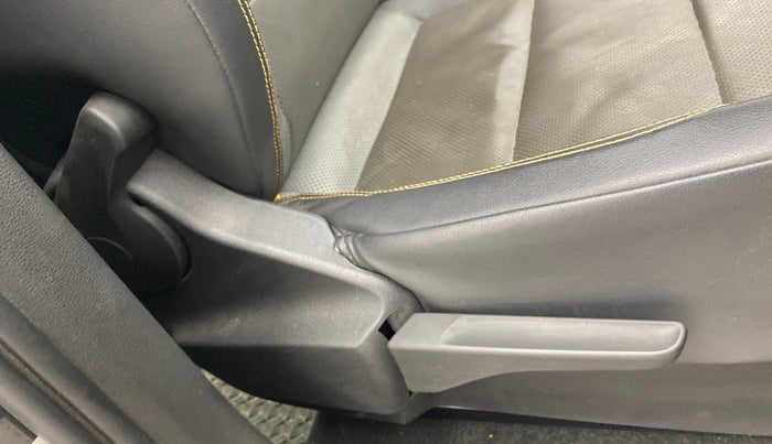 2021 Skoda KUSHAQ STYLE 1.0L TSI AT, Petrol, Automatic, 53,781 km, Driver Side Adjustment Panel