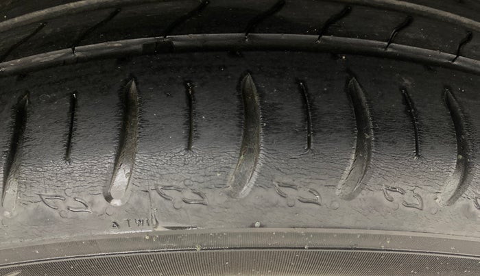 2021 Skoda KUSHAQ STYLE 1.0L TSI AT, Petrol, Automatic, 53,781 km, Left Rear Tyre Tread