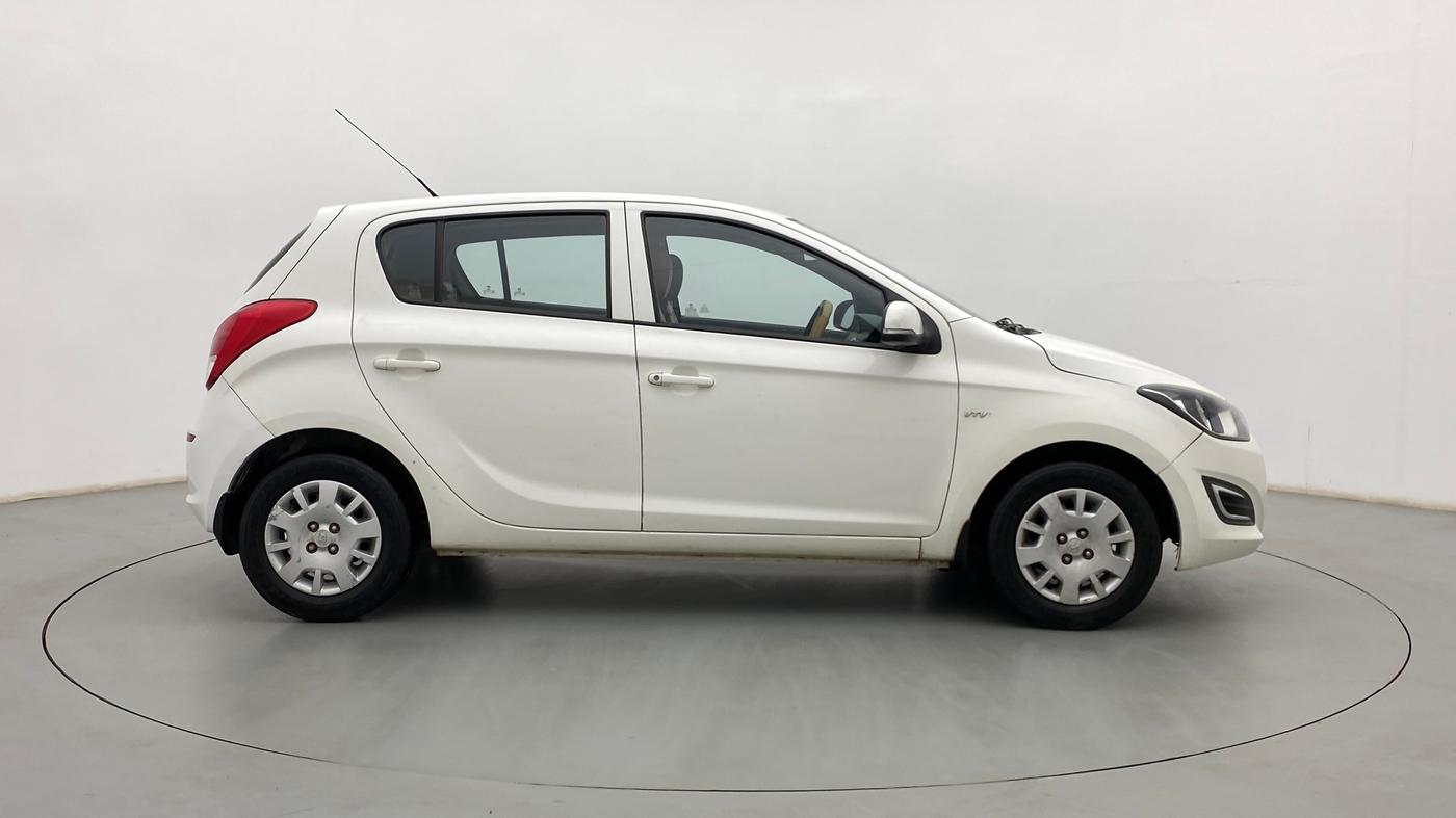 2013 Hyundai i20 MAGNA (O) 1.2, Petrol, Manual, 89,318 km, Right Side View
