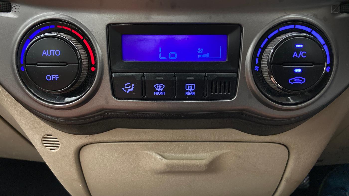 2013 Hyundai i20 MAGNA (O) 1.2, Petrol, Manual, 89,318 km, Automatic Climate Control