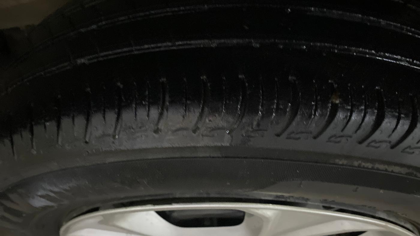 2022 Maruti S PRESSO VXI PLUS AMT, Petrol, Automatic, 39,057 km, Left Rear Tyre Tread
