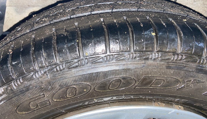 2018 Hyundai Grand i10 SPORTZ 1.2 KAPPA VTVT, Petrol, Manual, 96,033 km, Right Rear Tyre Tread