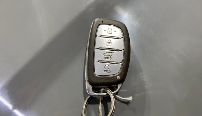 2023 Hyundai VENUE N LINE N8 1.0 TURBO DCT, Petrol, Automatic, 10,559 km, Key Close Up