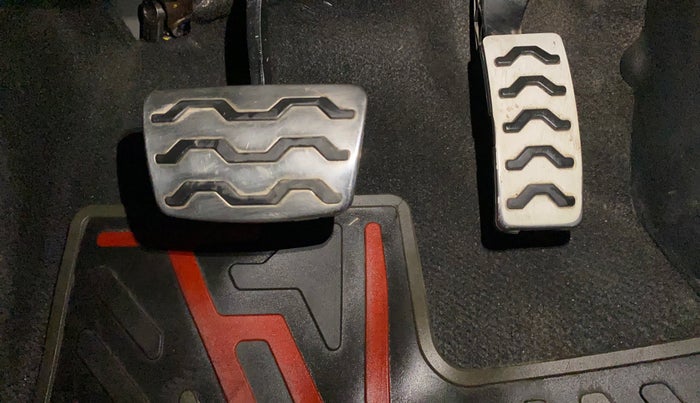 2023 Hyundai VENUE N LINE N8 1.0 TURBO DCT, Petrol, Automatic, 10,559 km, Pedals