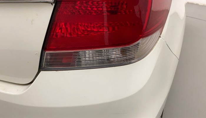 2013 Honda Amaze 1.5L I-DTEC VX, Diesel, Manual, 1,06,522 km, Right tail light - Reverse gear light not functional