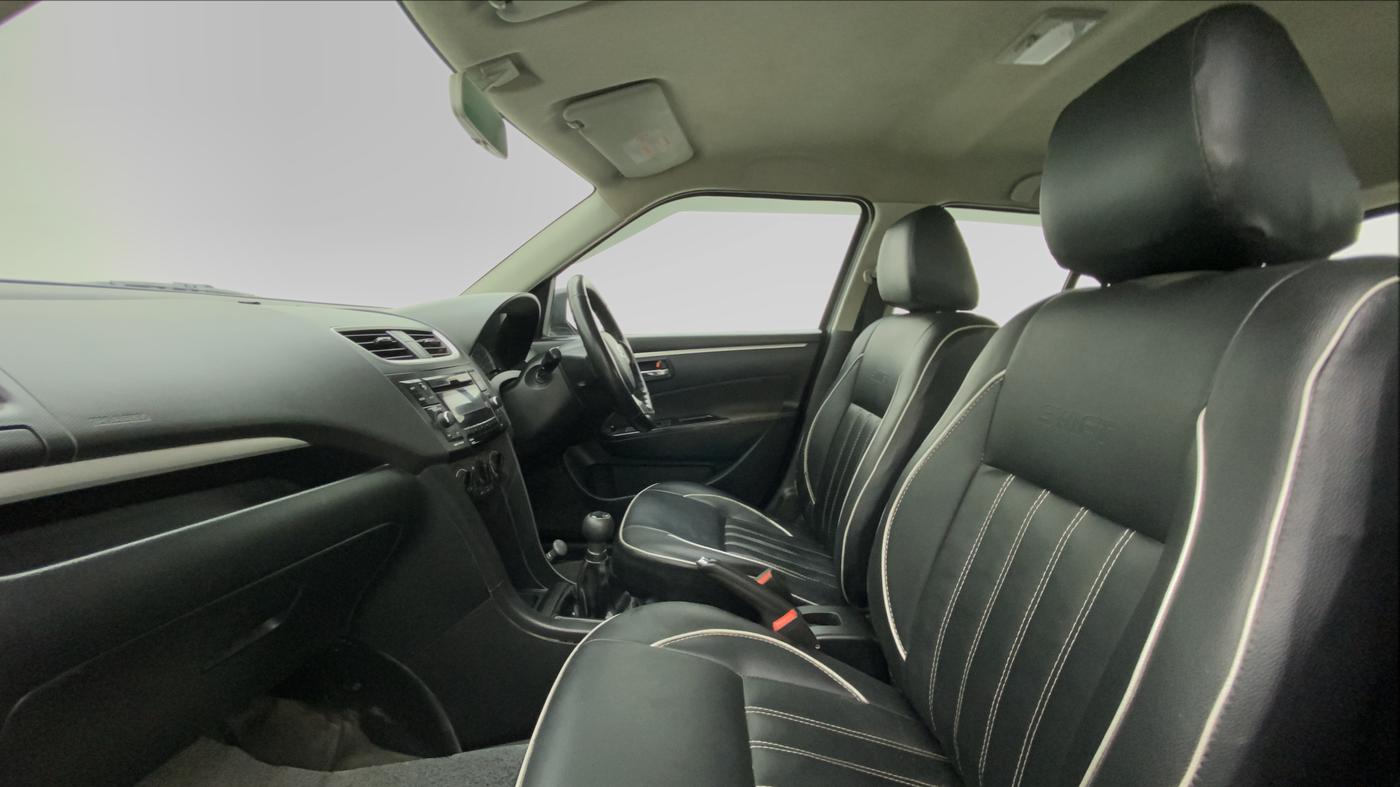 2017 Maruti Swift VXI ABS, Petrol, Manual, 70,366 km, Right Side Front Door Cabin