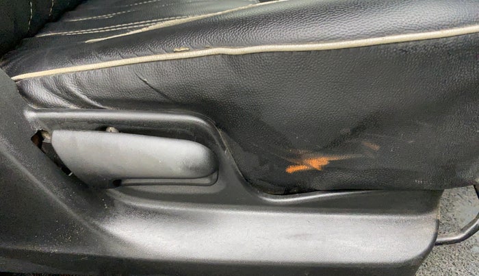 2017 Maruti Swift VXI ABS, Petrol, Manual, 70,366 km, Driver Side Adjustment Panel