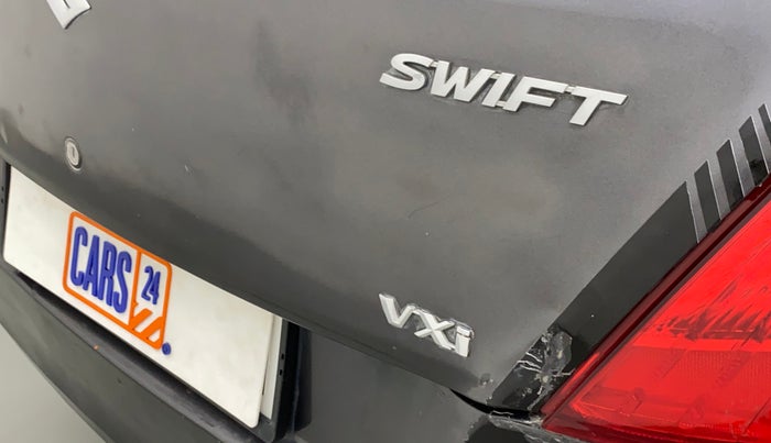 2017 Maruti Swift VXI ABS, Petrol, Manual, 70,366 km, Dicky (Boot door) - Minor scratches
