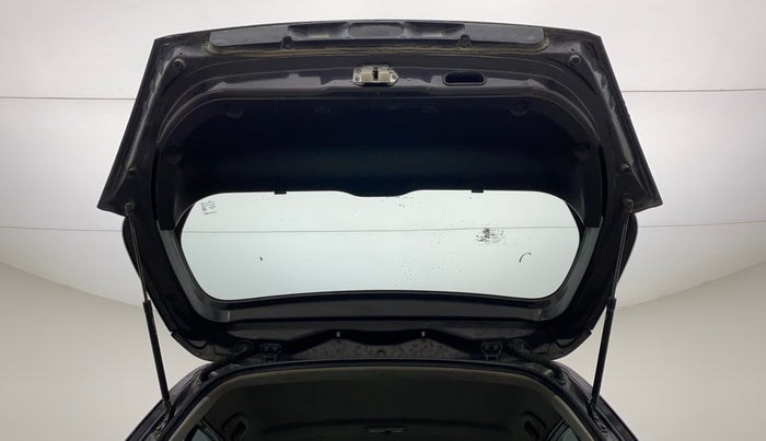 2017 Maruti Swift VXI ABS, Petrol, Manual, 70,366 km, Boot Door Open