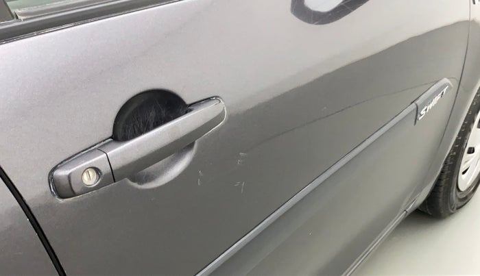 2017 Maruti Swift VXI ABS, Petrol, Manual, 70,366 km, Driver-side door - Minor scratches