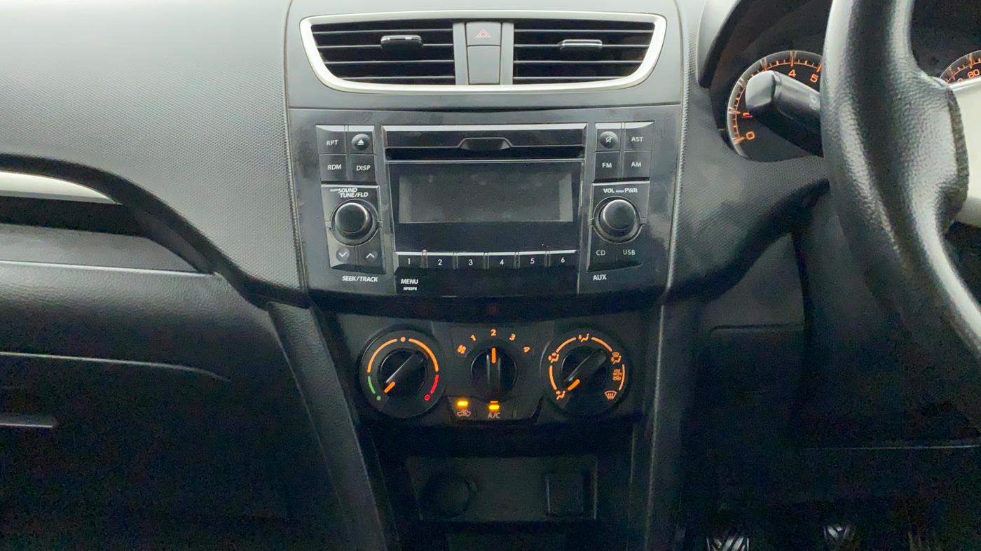 2017 Maruti Swift VXI ABS, Petrol, Manual, 70,366 km, Air Conditioner