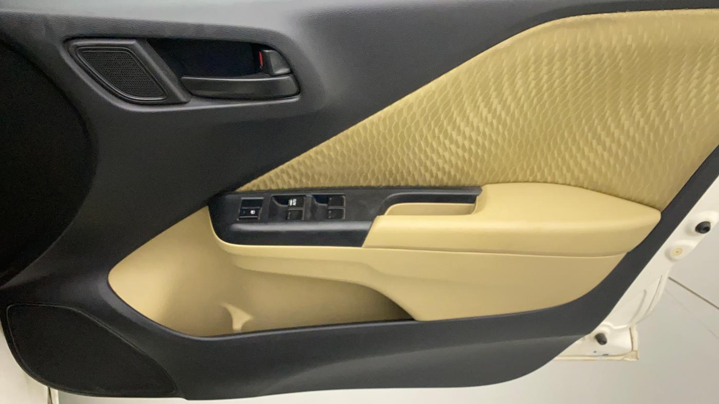 2014 Honda City 1.5L I-VTEC S MT, Petrol, Manual, 81,007 km, Driver Side Door Panels Control