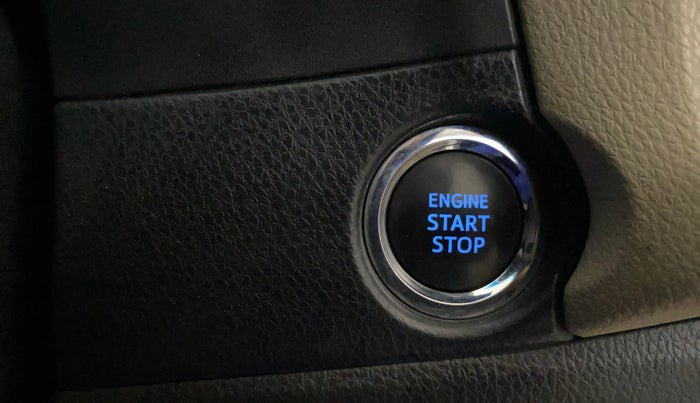 2016 Toyota Corolla Altis GL PETROL, Petrol, Manual, 54,685 km, Keyless Start/ Stop Button