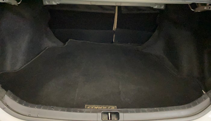 2016 Toyota Corolla Altis GL PETROL, Petrol, Manual, 54,685 km, Boot Inside