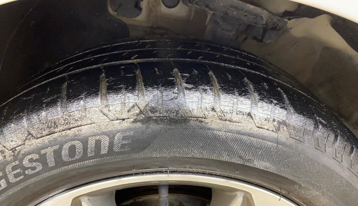 2019 Hyundai Verna 1.6 VTVT SX, Petrol, Manual, 49,112 km, Left Front Tyre Tread