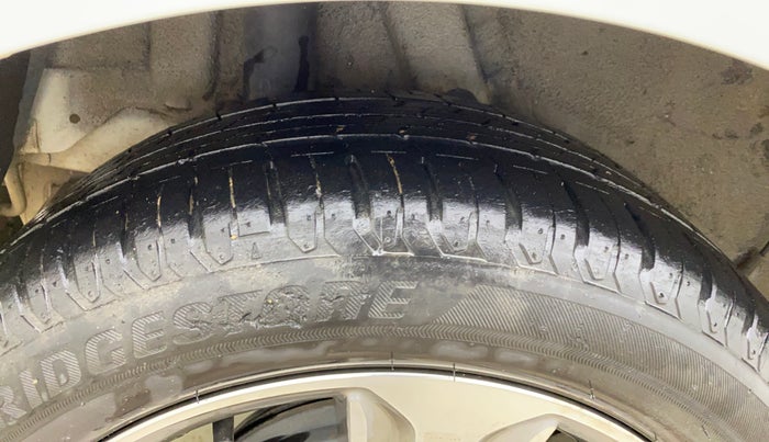 2019 Hyundai Verna 1.6 VTVT SX, Petrol, Manual, 49,112 km, Right Rear Tyre Tread