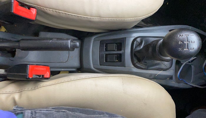 2016 Maruti Alto 800 LXI, Petrol, Manual, 70,174 km, Gear Lever