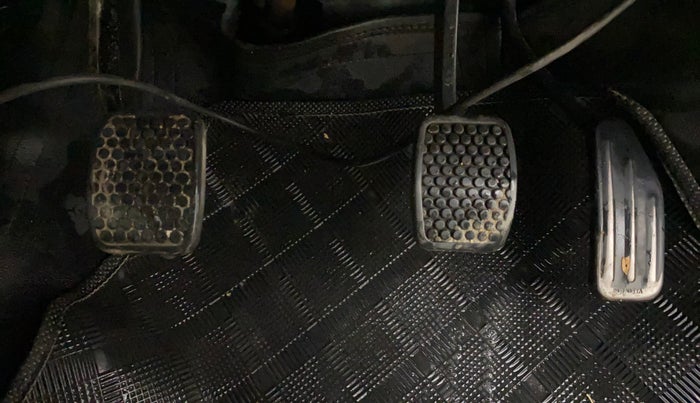 2016 Maruti Alto 800 LXI, Petrol, Manual, 70,174 km, Pedals