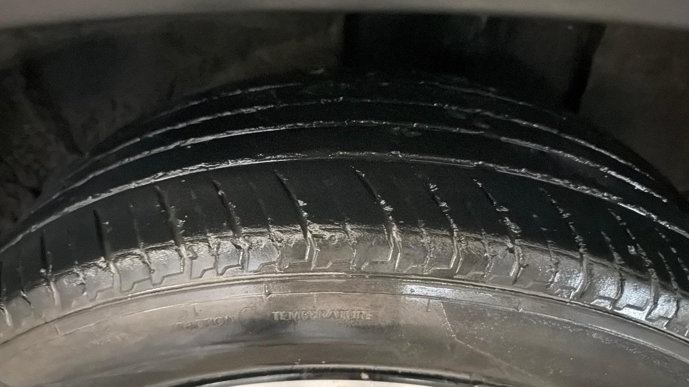 2021 Nissan MAGNITE XV MT, Petrol, Manual, 74,141 km, Left Rear Tyre Tread