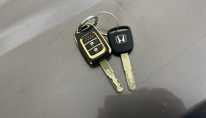 2014 Honda City 1.5L I-VTEC SV, Petrol, Manual, 42,441 km, Key Close Up