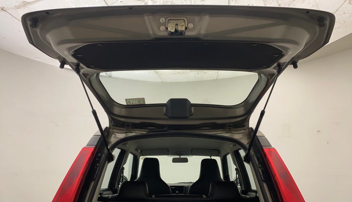2020 Maruti New Wagon-R LXI CNG 1.0, CNG, Manual, 57,213 km, Boot Door Open