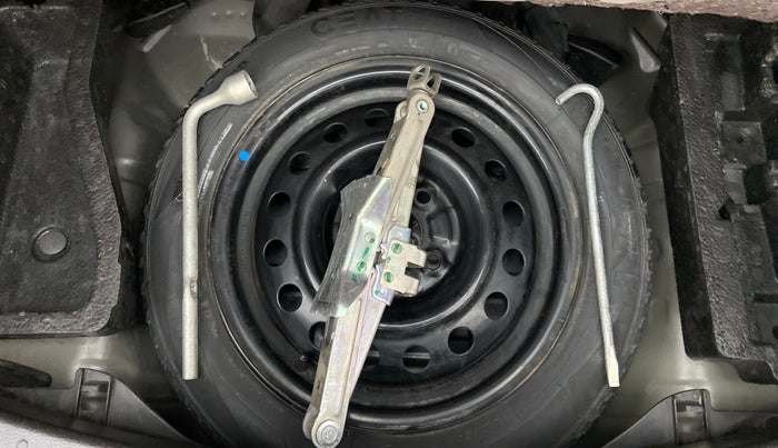 2018 Maruti Wagon R 1.0 VXI, Petrol, Manual, 63,403 km, Spare Tyre