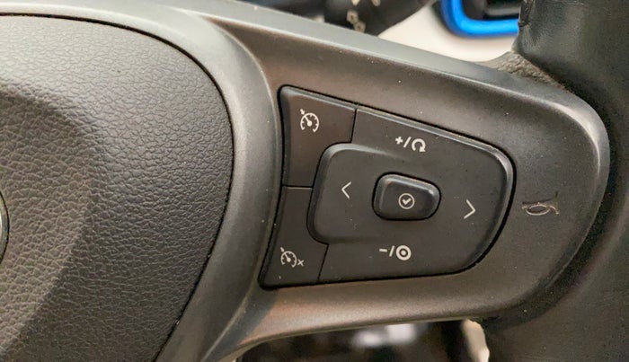 2022 Tata PUNCH CREATIVE  AMT, Petrol, Automatic, 30,128 km, Adaptive Cruise Control