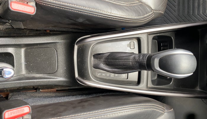 2021 Maruti XL6 ALPHA AT, Petrol, Automatic, 22,467 km, Gear Lever