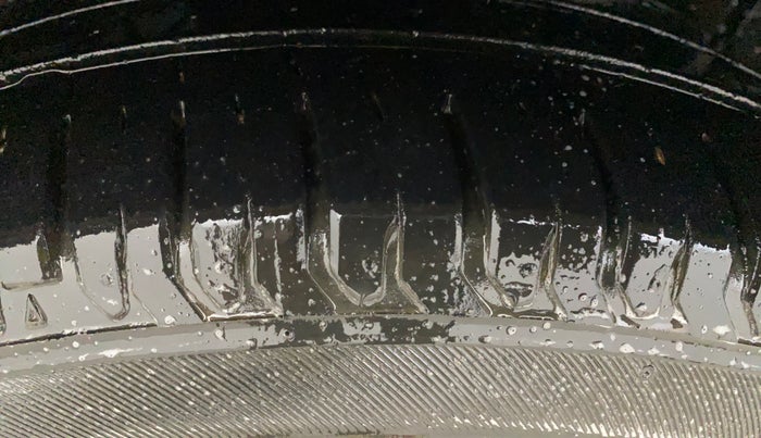 2021 Maruti XL6 ALPHA AT, Petrol, Automatic, 22,467 km, Right Rear Tyre Tread