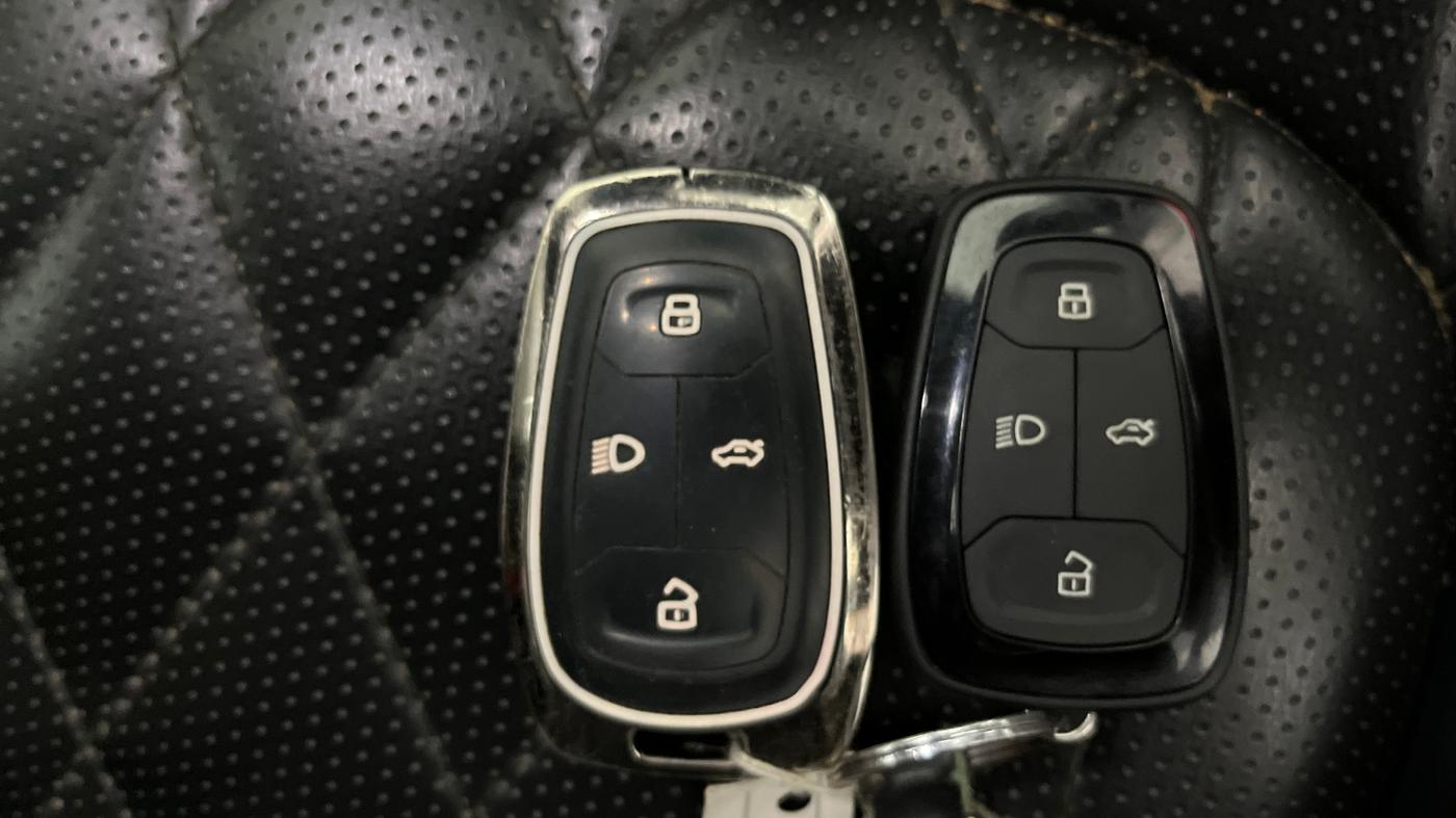 2022 Tata NEXON XZ PLUS (HS) PETROL, Petrol, Manual, 85,410 km, Key Close Up