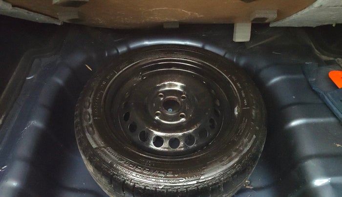 2015 Hyundai Xcent S 1.2, Petrol, Manual, 1,08,313 km, Spare Tyre