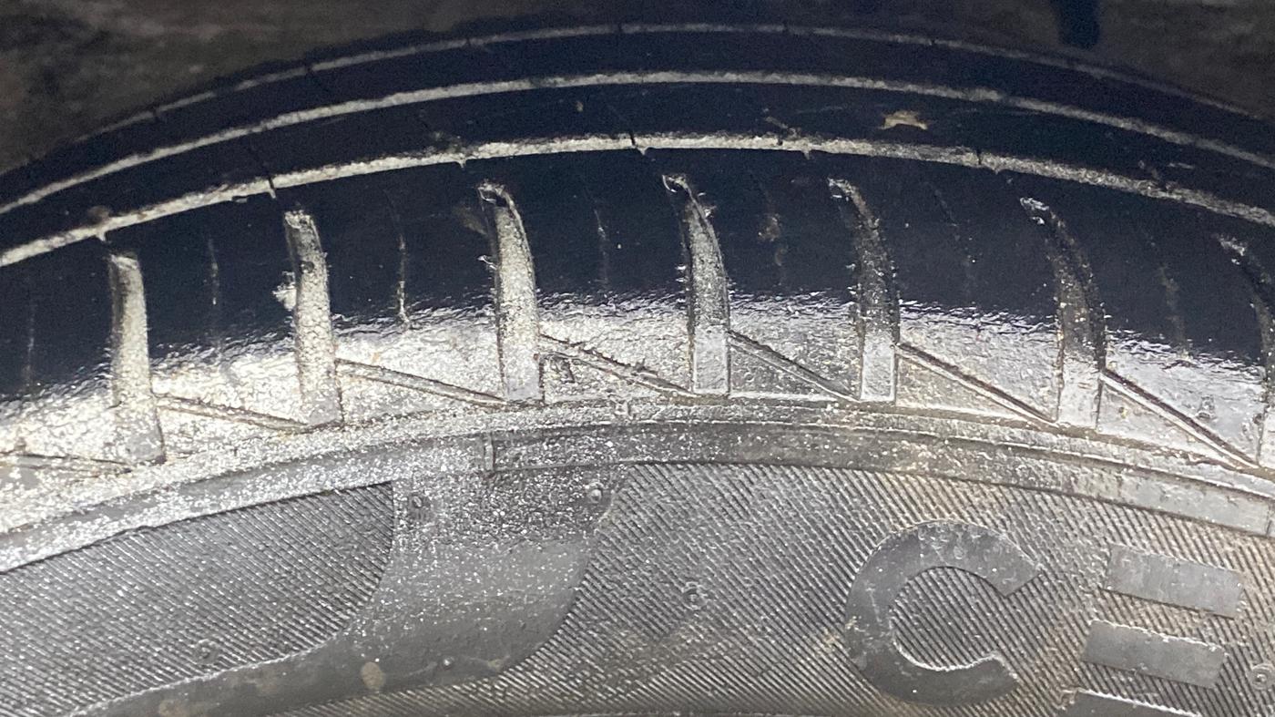 2015 Maruti Celerio VXI, Petrol, Manual, 1,29,781 km, Left Front Tyre Tread