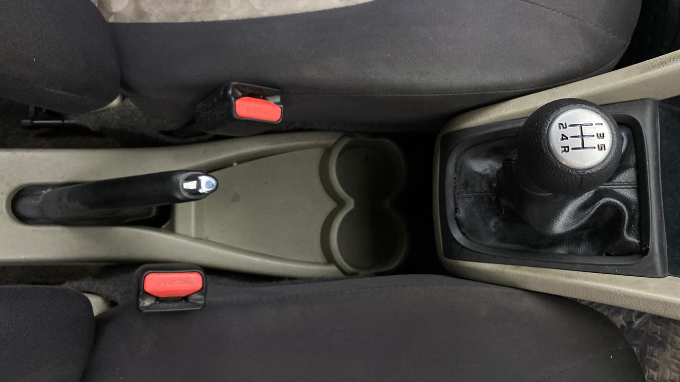 2015 Maruti Celerio VXI, Petrol, Manual, 1,29,781 km, Gear Lever