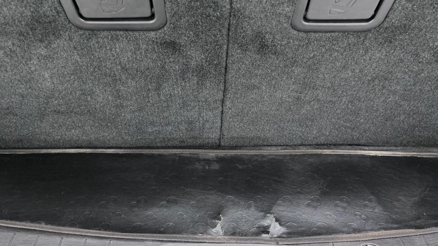 2019 Mahindra XUV500 W9, Diesel, Manual, 7,733 km, Boot Inside