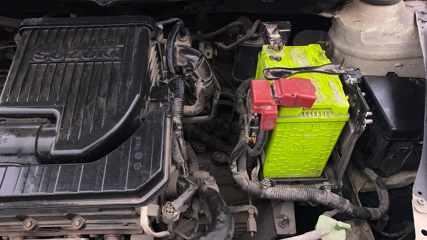 2015 Maruti Swift VXI, Petrol, Manual, 46,984 km, Engine View - Left