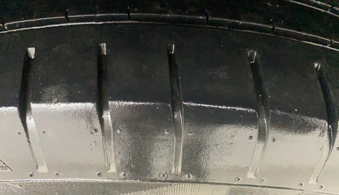 2019 Maruti Swift ZXI PLUS AMT, Petrol, Automatic, 34,739 km, Left Rear Tyre Tread