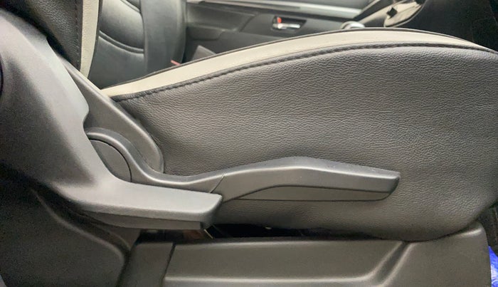 2021 Maruti XL6 ALPHA AT, Petrol, Automatic, 35,322 km, Driver Side Adjustment Panel