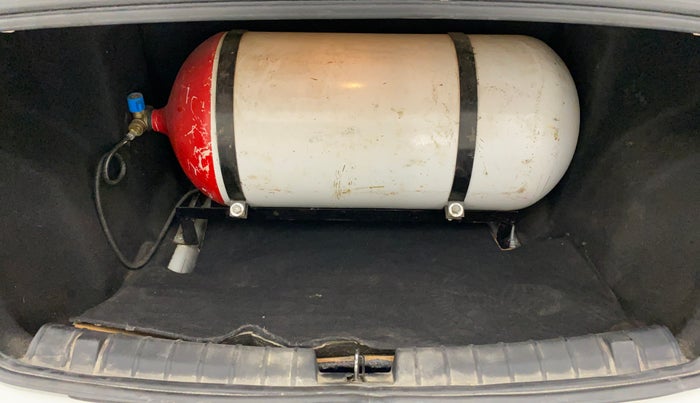 2018 Tata TIGOR XTA PETROL, CNG, Automatic, 83,506 km, Boot Inside