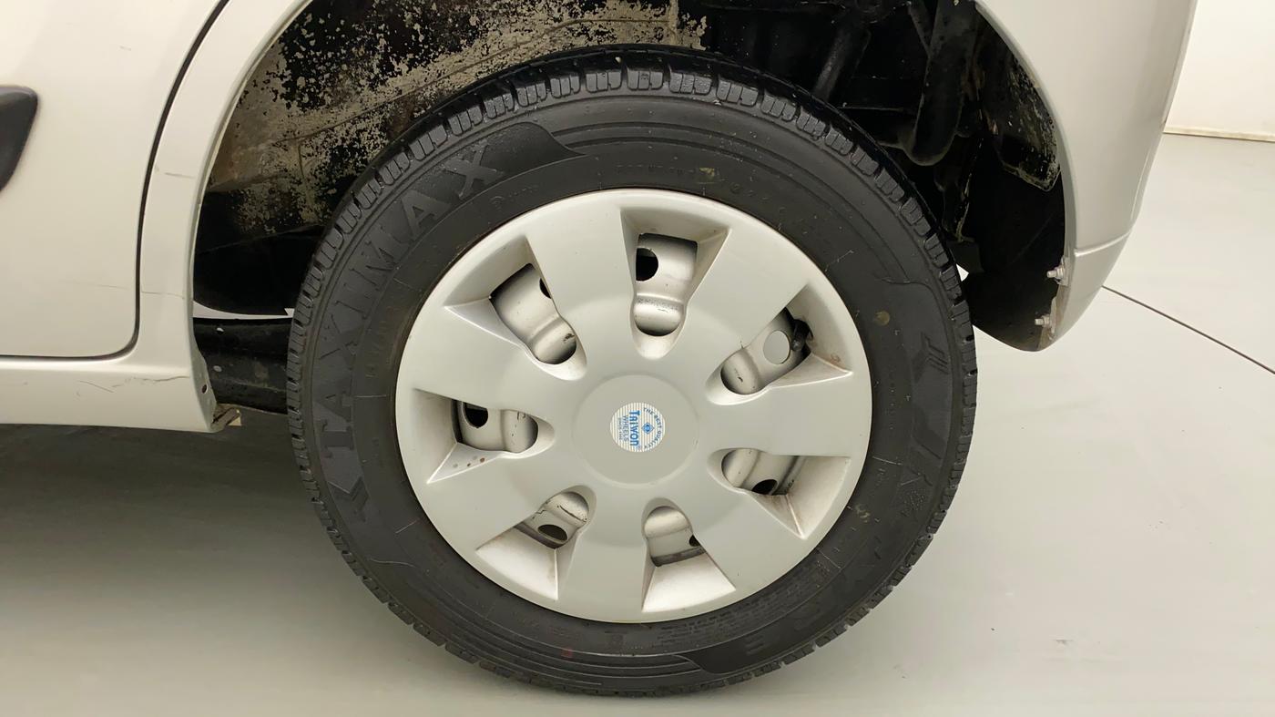2014 Maruti Wagon R 1.0 LXI, Petrol, Manual, 49,680 km, Left Rear Wheel