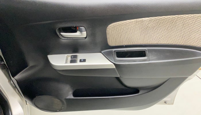 2014 Maruti Wagon R 1.0 LXI, Petrol, Manual, 49,680 km, Driver Side Door Panels Control