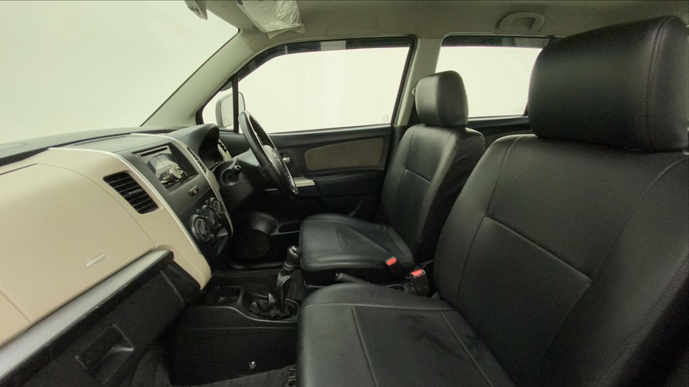 2014 Maruti Wagon R 1.0 LXI, Petrol, Manual, 49,680 km, Right Side Front Door Cabin