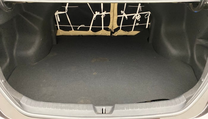 2021 Toyota YARIS J MT, Petrol, Manual, 13,915 km, Boot Inside