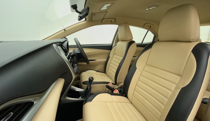 2021 Toyota YARIS J MT, Petrol, Manual, 13,915 km, Right Side Front Door Cabin