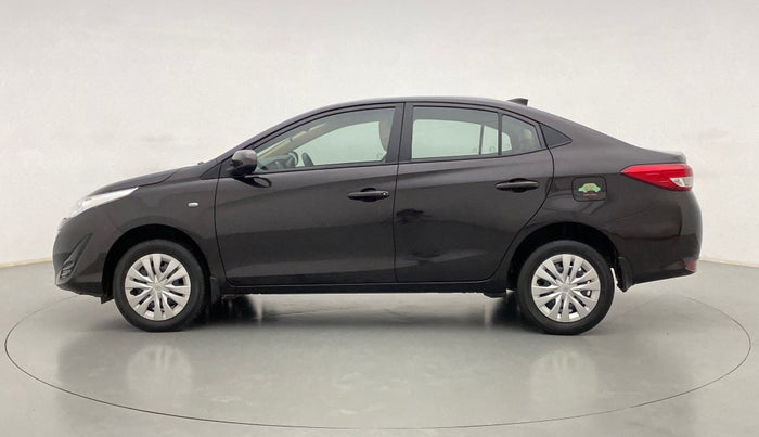 2021 Toyota YARIS J MT, Petrol, Manual, 13,915 km, Left Side