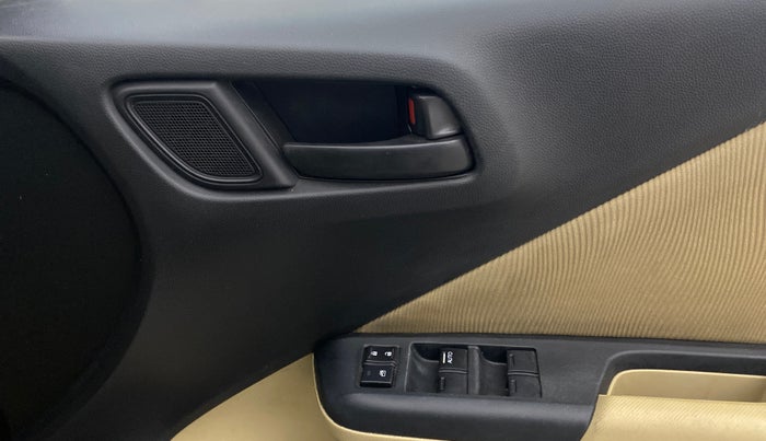 2014 Honda City 1.5L I-DTEC SV, Diesel, Manual, 1,13,792 km, Driver Side Door Panels Control